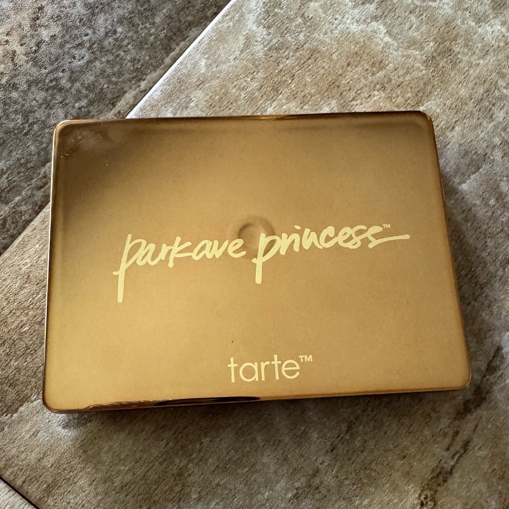 Brand New Park Ave Princess Tarte face palette